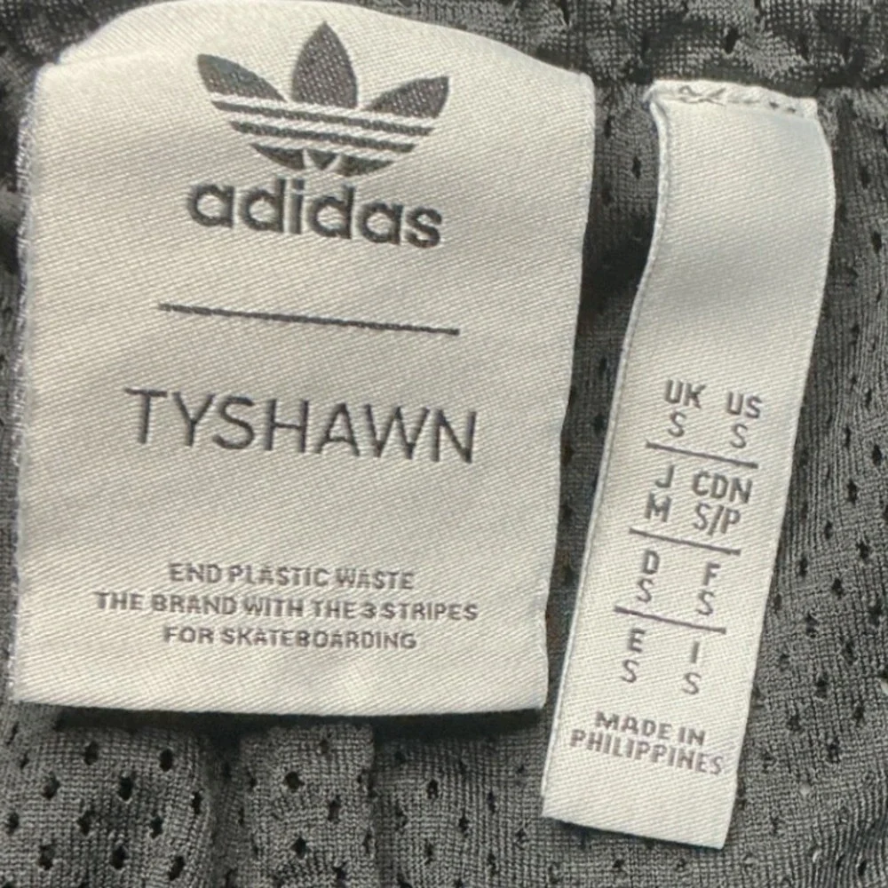 Adidas Tyshawn Skateboarding Mesh Shorts Black Small Mens Basketball